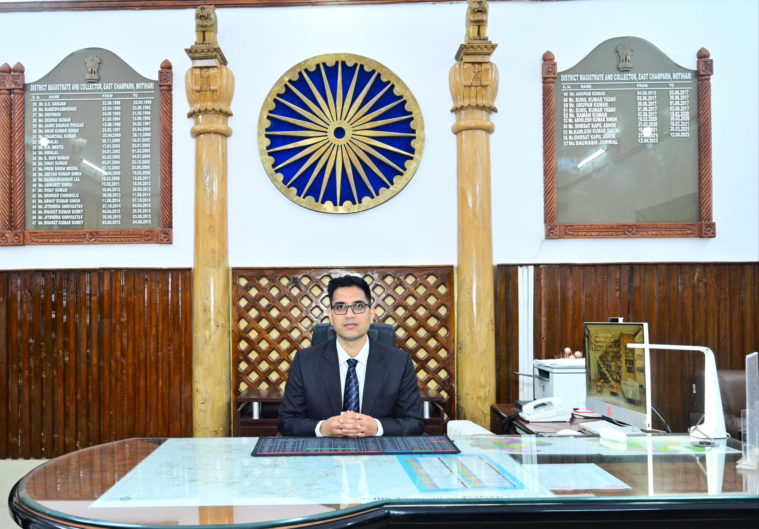 मतदाता सूची विशेष गहन पुनरीक्षण-2025 से जुड़े पदाधिकारी एवं कर्मियों के स्थानांतरण पर लगाई गई रोक