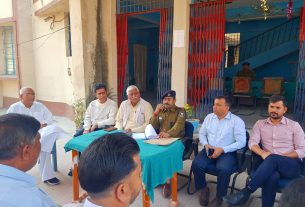 लौरिया में होली पर्व को लेकर शांति समिति की हुई बैठक।