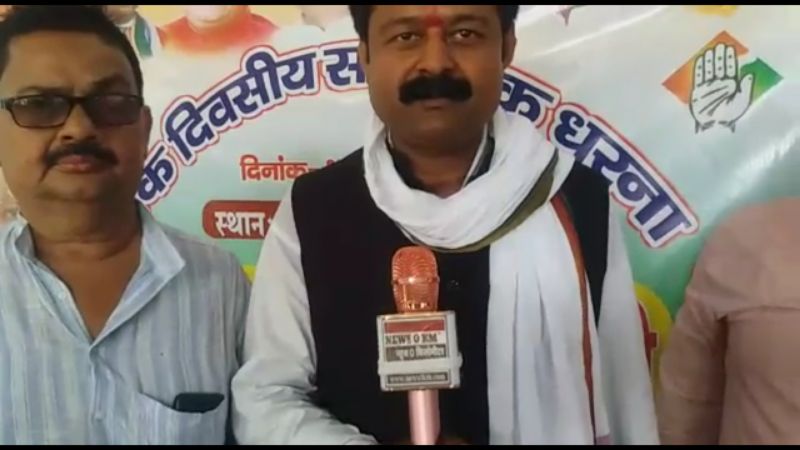 लॉक डाउन में प्रदेश से घर लौटने  एव भुखमरी से हुई प्रवासी मजदूरो की मौत का अकड़ा दे सरकार: नरेन्द्र शर्मा