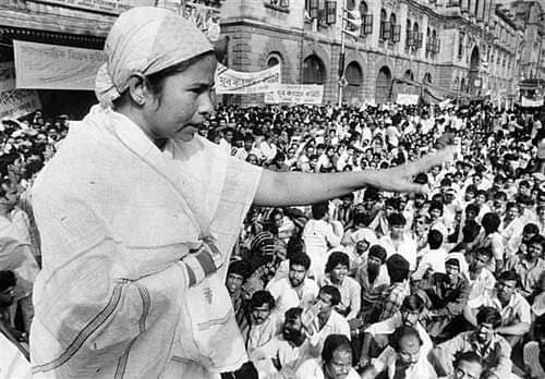 ममता बनर्जी बंगाल की सबसे बेहतरीन मुख्यमंत्री रहीं, लेकिन विगत दो वर्षों में एक नेता के तौर पर बुरी तरह लड़खड़ा चुकी है।