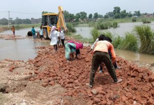 युद्धस्तर पर करायी जा रही है रेन कट की मरम्मति।