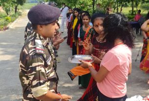 रक्षाबंधन का त्यौहार मनाया गया बड़े धूमधाम से बहनों ने बांधी भाई के कलाई में राखी।