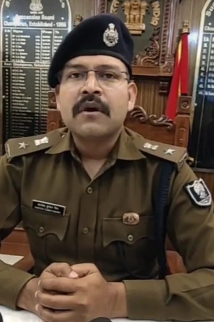 किशोरी से रेप मामले में दोनों आरोपियों ने कियासरेंडर: एसपी ने कहा- रिमांड पर लेकर की जाएगी पूछताछ, 24 घंटें में दोनों आए सामने।