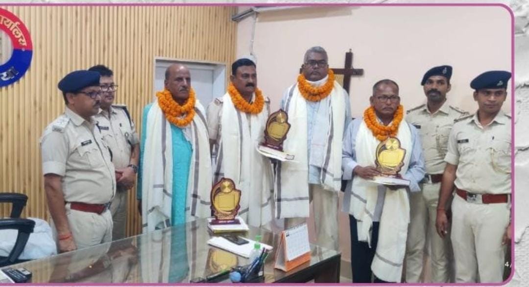 पुलिस केंद्र बेतिया में, सेवानिवृत्ति सह सम्मान समारोह का हुआआयोजन।