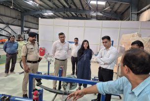 Tata Centre of Excellence का जिला अधिकारी ने किया निरीक्षण, छात्रों को बनाया जा हैं हुनरमंद।
