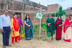 सुपोषित ग्राम पंचायत अभियान की तैयारी का जायजा लेने हेतु जिला टीम द्वारा सघन भ्रमण