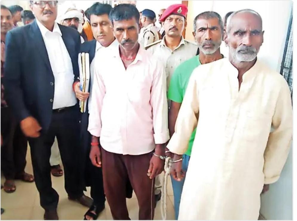 देवर भाभी डबल हत्याकांड में तीन को उम्र उम्र कैद की सजा के साथ एक-एक लाख का जुर्माना।
