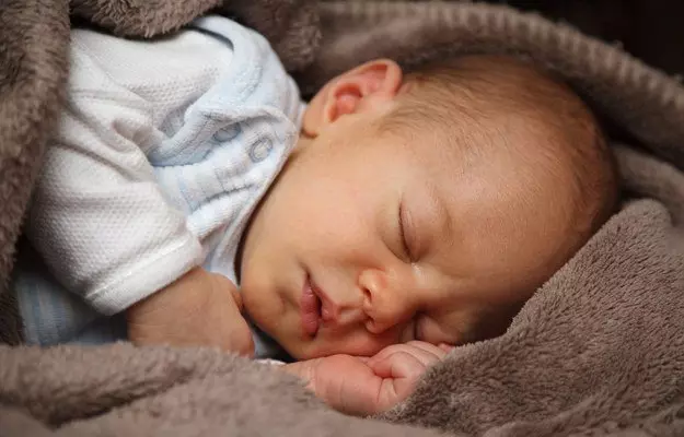 मैंनाटांड में विवाहिता के साथ अत्याचार,7 महीने के बच्चे को किरसान तेल डालकर जलाया: मृत