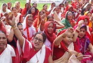 बगहा में आंगनबाड़ी सेविका के विरुद्ध नगर थाने में हुई प्राथमिकी हुई दर्ज।