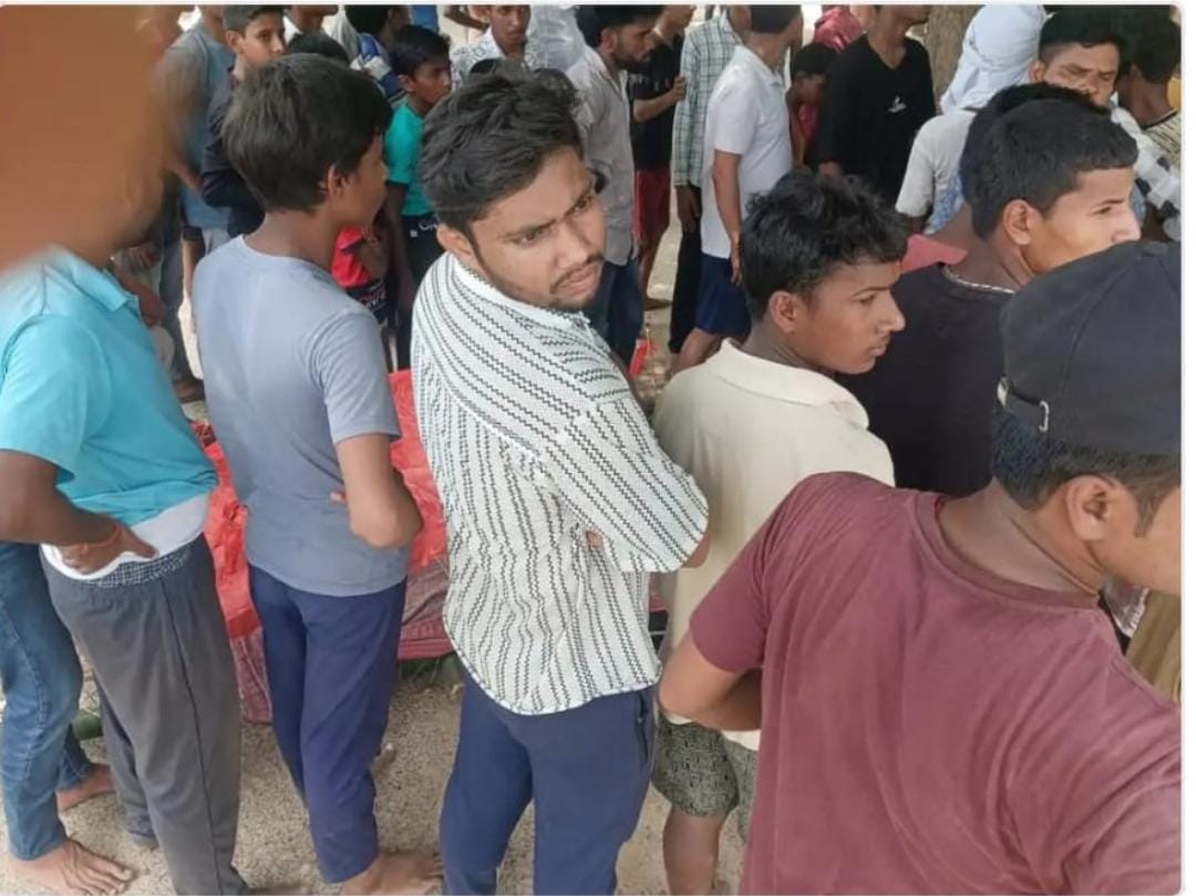 मैनाटांड में कोबरा सांप के डसने से एक युवक की हुई मौत।