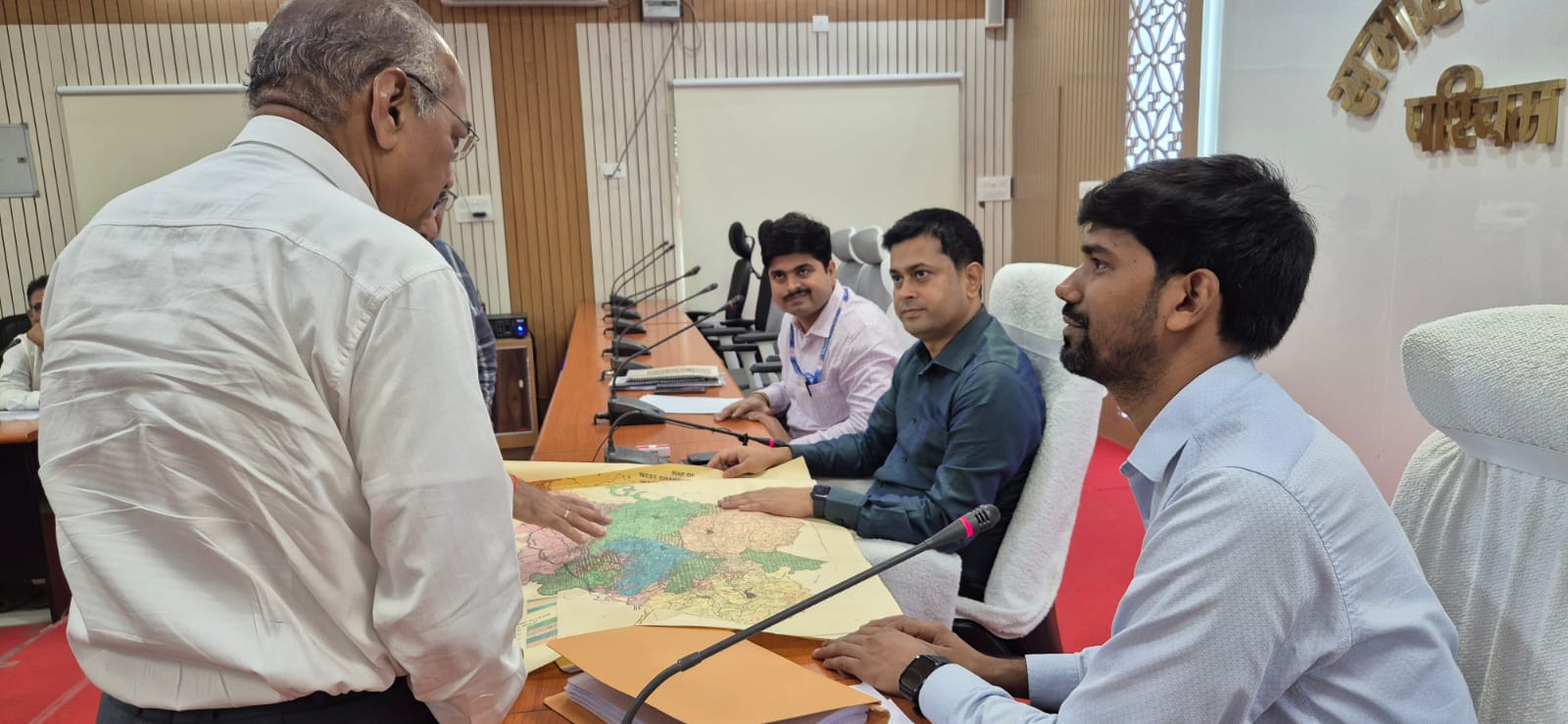क्षेत्र आरक्षण की प्रक्रिया को पारदर्शी और किसान हितैषी बनाना प्रशासन की प्राथमिकता : जिला पदाधिकारी।