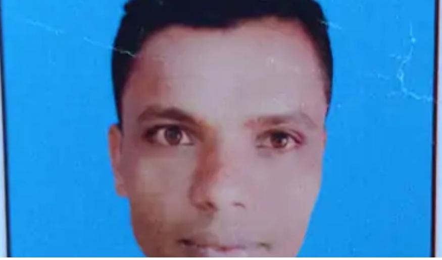 जगदीशपुर में बाइक सवार युवक ने सड़क किनारे खड़ी ट्रक में मारी जबरदस्त टक्कर हुई मौत।