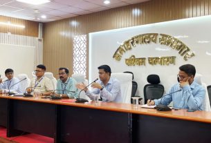 आगामी चुनाव को देखते हुए जिले के 21व्यक्तियों को विभिन्न थाना क्षेत्र से किया गया थाना बदर:-डी एम।