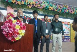 अब्दुल कलाम मैंनयुरीटी टीचर्स ट्रेनिंग कॉलेज कटहरी के सभागार में शनिवार को हुआ फरेशर डे आयोजित।
