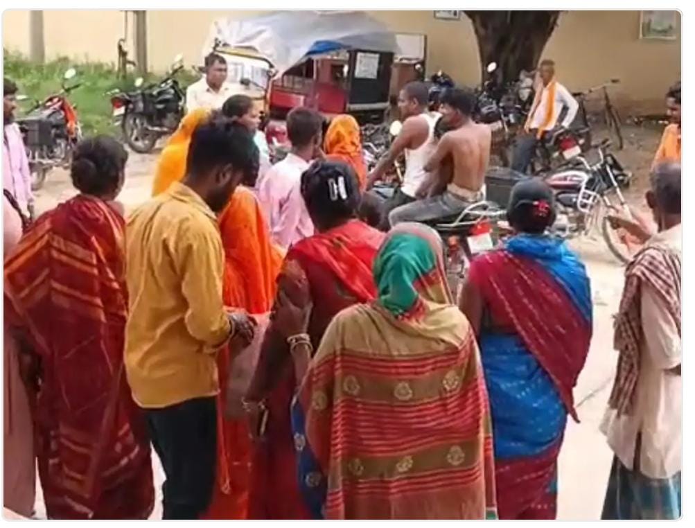 मैनाटांड़ में बिजली का करंट लगने से 7 वर्षीय बिट्टू कुमार की हुई मौत।