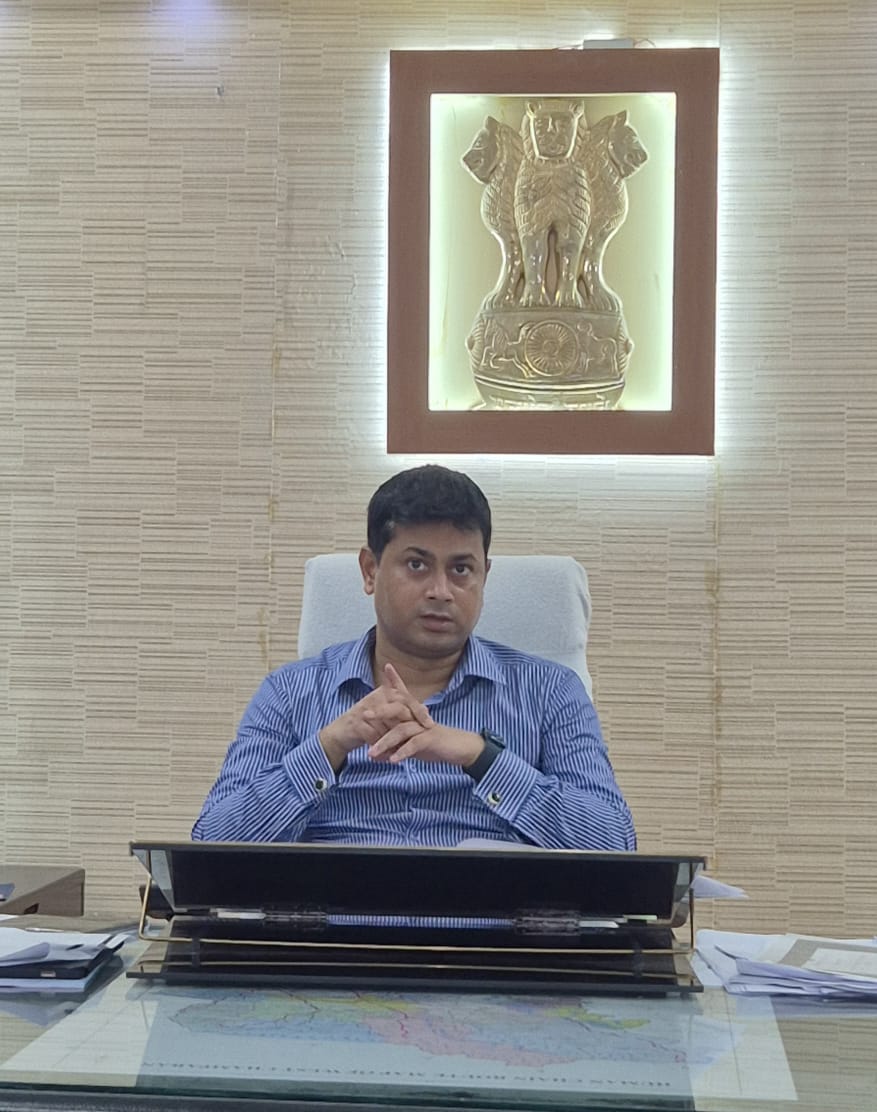 धनहा के कठार पैक्स अध्यक्ष हरिशंकर तिवारी एवं प्रबंधक सुनिल तिवारी के विरूद्ध धनहा थाने में प्राथमिकी दर्ज।