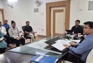 निष्पक्ष, शांतिपूर्ण और पारदर्शी चुनाव कराने के लिए सभी कोषांग गंभीरता से करें कार्य : जिला निर्वाचन पदाधिकारी।