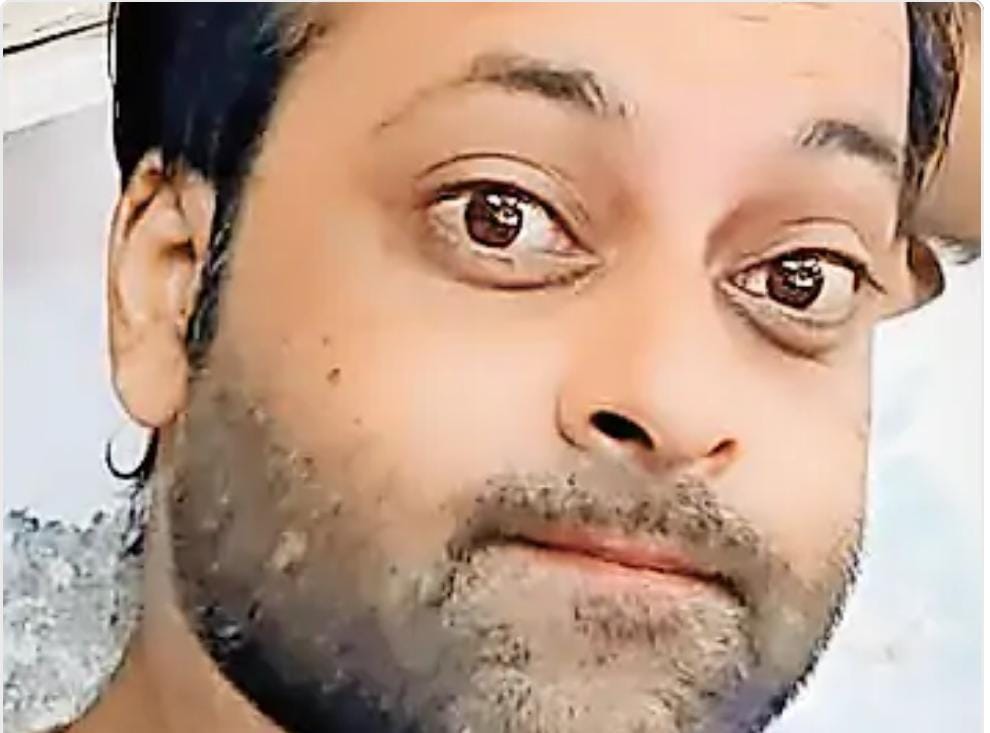 इंजीनियर सौरभ की चाकू से गोद हत्या कर शव को सरेह में फेंका।
