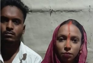 प्रेमी जोड़े का वीडियो सोशल मीडिया पर हो रहा है वायरल।
