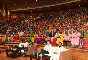 मुख्यमंत्री महिला रोजगार योजना के तहत आर्थिक सहायता के प्रथम क़िस्त के रूप में 10 हज़ार रुपए का अंतरण कार्यक्रम विडियो कोंफ्रेंसिंग के माध्यम से किया गया।