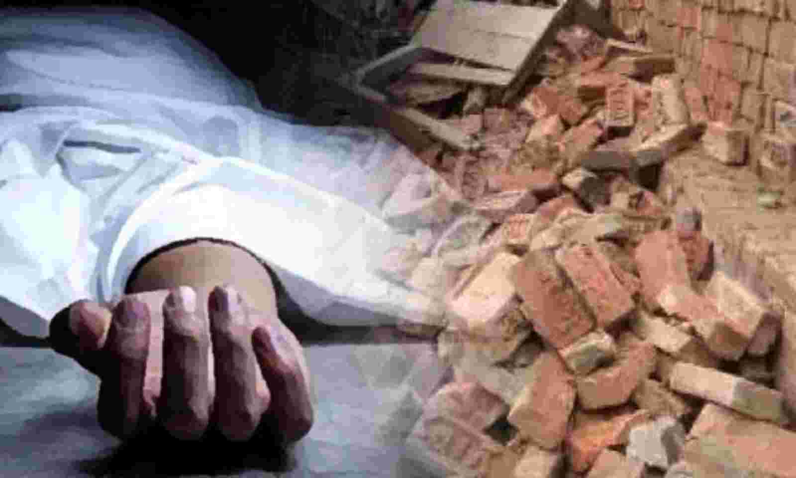 मझौलिया में बहुमंजिला विवाह भवन में काम कर रहे हैं मजदूर के गिरने से हुई मौत।