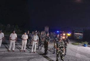 फ्लैग मार्च से बढ़ी सुरक्षा, मतदाताओं में भरोसा जागा।