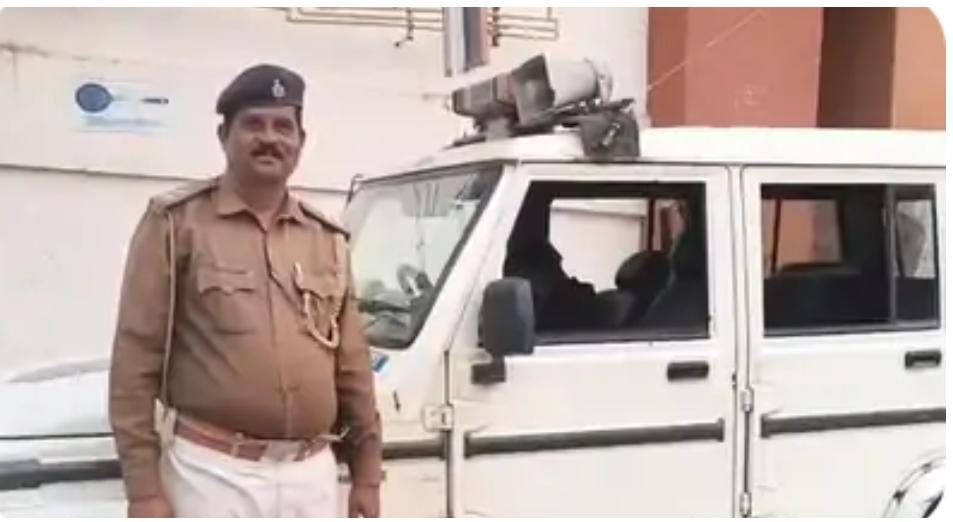 शादी समारोह में आए एक वृद्ध महिला का बस से कुचलकर हुई मौत।