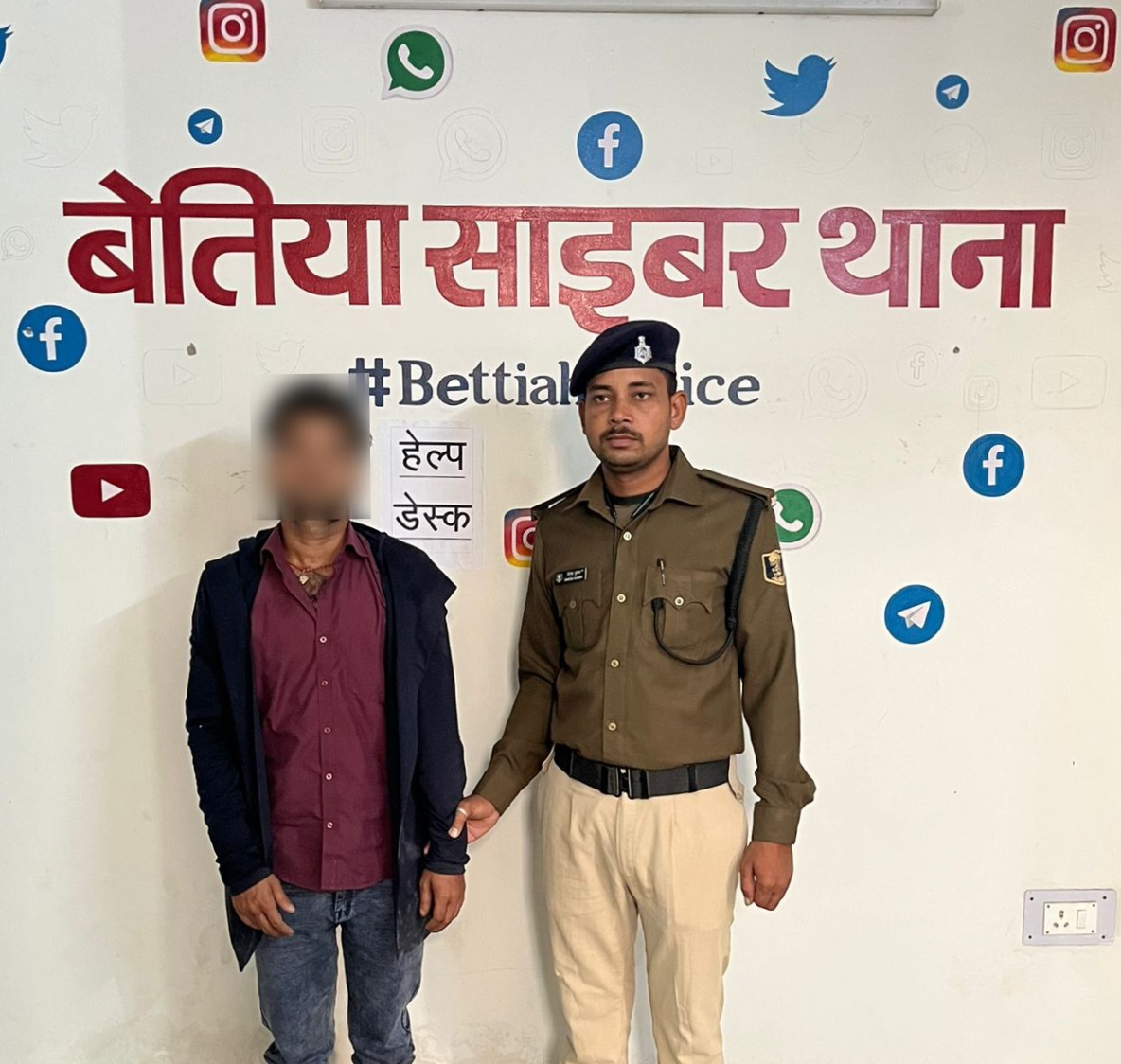 अश्लील वीडियो बनाकर वसूली करने वाला साइबर अपराधी पुलिस की गिरफ्त में।