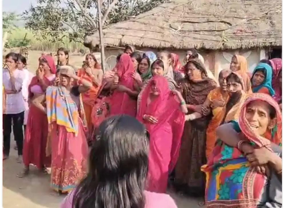 सड़क हादसे में एक व्यक्ति की मौत,कई हुए घायल।