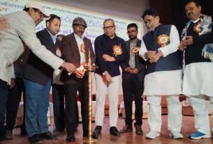 फरोग-ए-उर्दू के रंग में रंगा बेतिया में कार्यशाला,सेमिनार व मुशायरे का हुआ भव्य आयोजन।