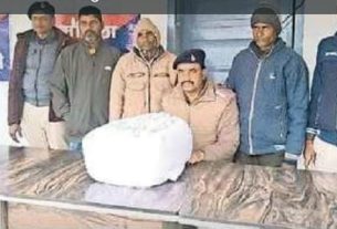 शिकारपुर पुलिस ने तीन गांजा तस्कर को 14 किलो गांजा के साथ पुलिस ने किया गिरफ्तार,बाईक जब्त।
