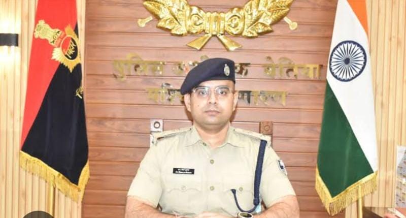पुलिस छापेमारीअभियान में 29अपराधी हुए गिरफ्तार, भेजा गया जेल:–एस पी ।