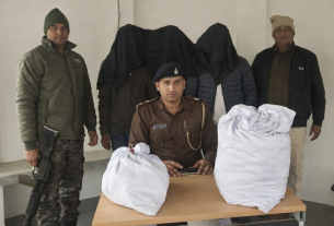 पुलिस ने 8.280 किलोग्राम गांजा के साथ दो बाइक सहित तीन तस्कर गिरफ्तार