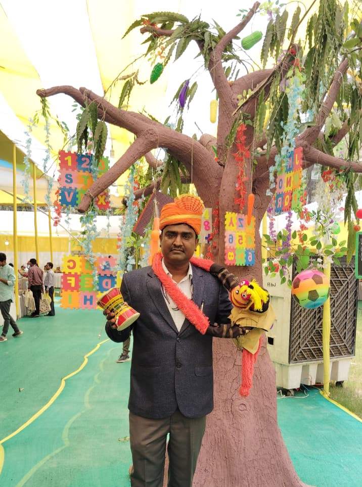 राज्य स्तर पर आयोजित बिहार दिवस कार्यक्रम में घोड़ासहन के प्रधान शिक्षक करेंगे स्वनिर्मित TLM का प्रदर्शन